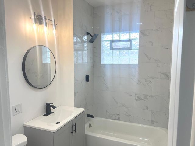 11416 S King Drive, Chicago, IL 60628