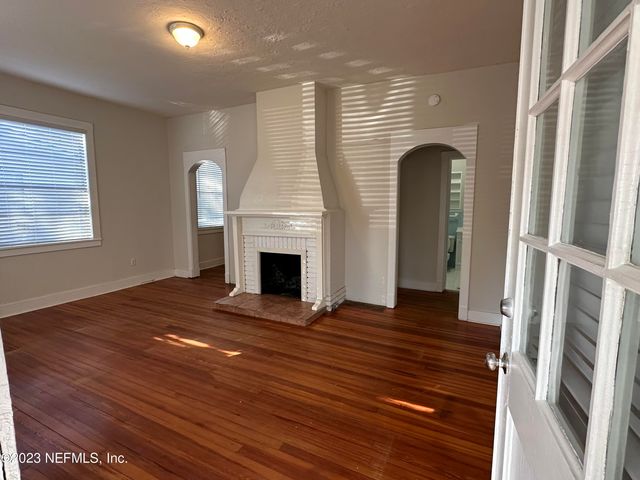 1824 PERRY Place, Jacksonville, FL 32207