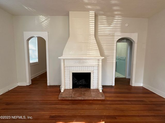 1824 PERRY Place, Jacksonville, FL 32207