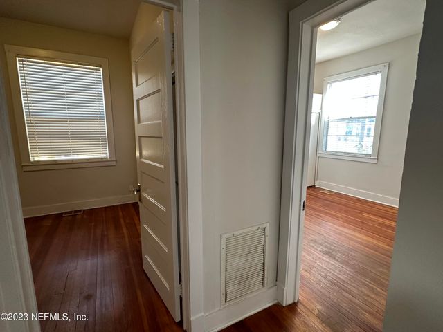 1824 PERRY Place, Jacksonville, FL 32207