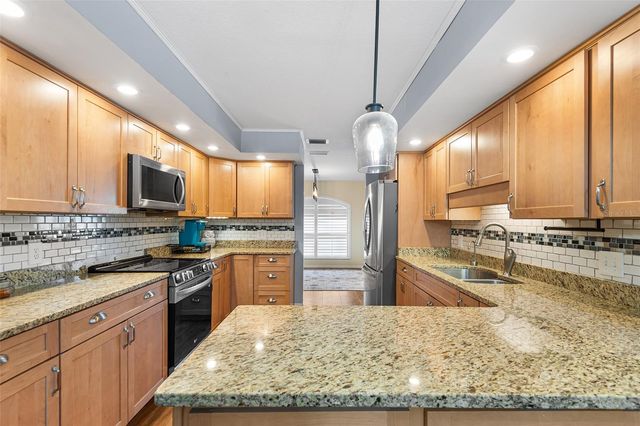 2861 POND VIEW DRIVE, Haines City, FL 33844