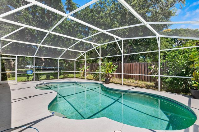 2861 POND VIEW DRIVE, Haines City, FL 33844