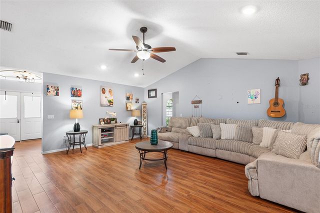 2861 POND VIEW DRIVE, Haines City, FL 33844