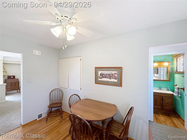 27740 Barkley Street, Livonia, MI 48154