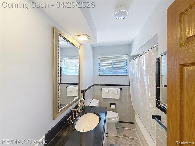 27740 Barkley Street, Livonia, MI 48154