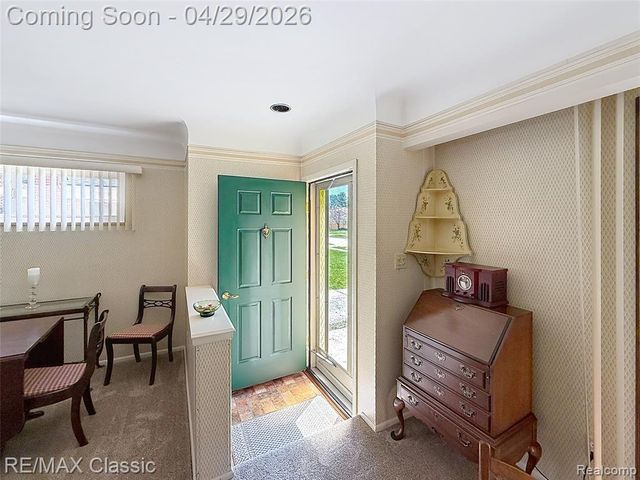 27740 Barkley Street, Livonia, MI 48154