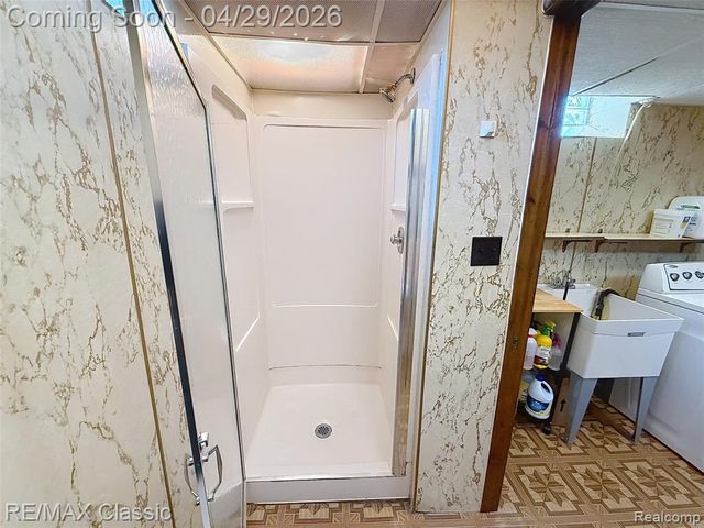 27740 Barkley Street, Livonia, MI 48154