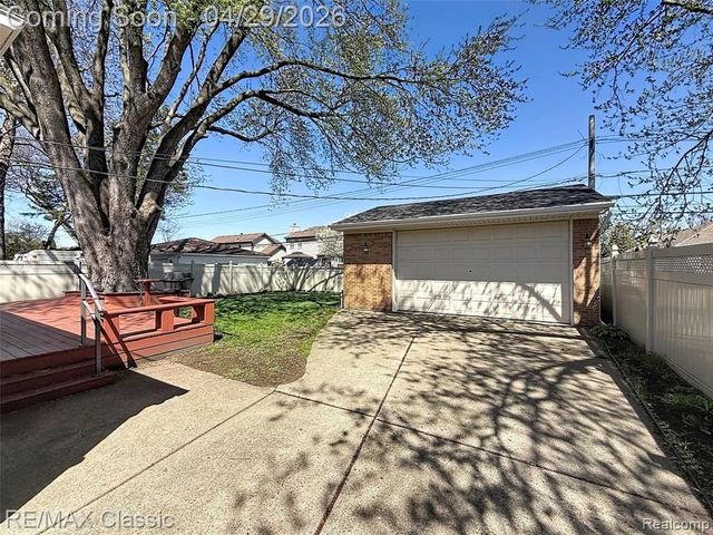 27740 Barkley Street, Livonia, MI 48154