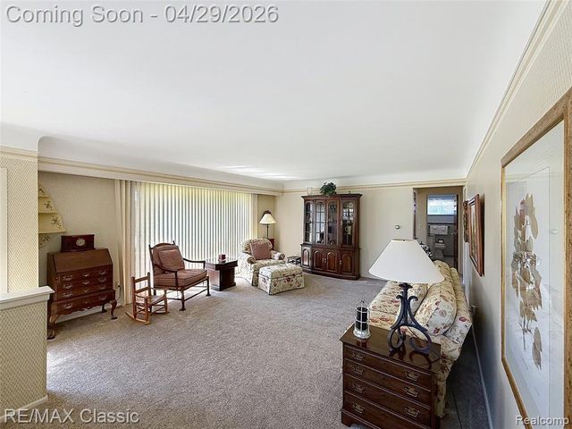 27740 Barkley Street, Livonia, MI 48154