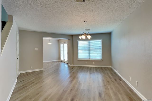 3658 Candleglenn, San Antonio, TX 78244