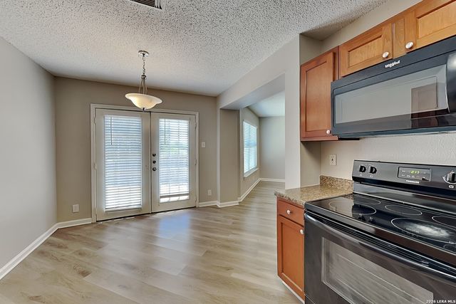 3658 Candleglenn, San Antonio, TX 78244