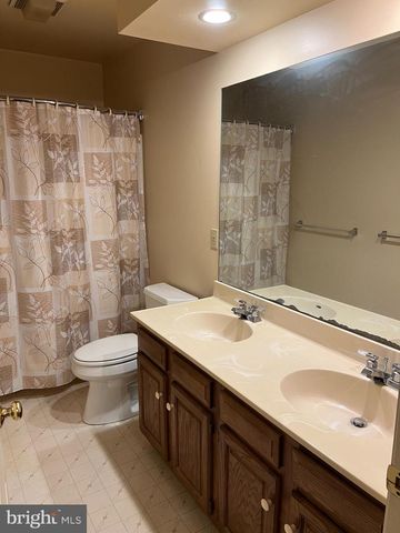 162 OLD HERSHEY RD, Elizabethtown, PA 17022