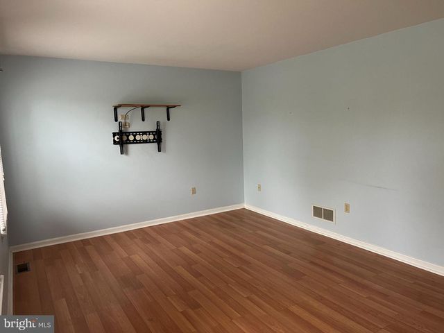 162 OLD HERSHEY RD, Elizabethtown, PA 17022