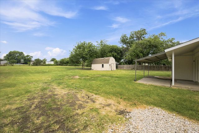 1058 Blackland Drive, Royse City, TX 75189