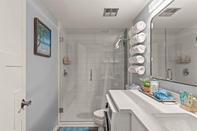 1555 TARPON CENTER DRIVE G 235, Venice, FL 34285