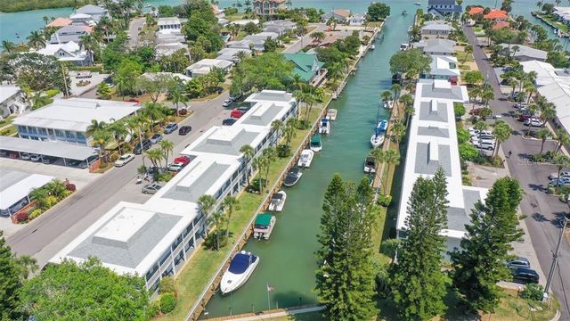 1555 TARPON CENTER DRIVE G 235, Venice, FL 34285