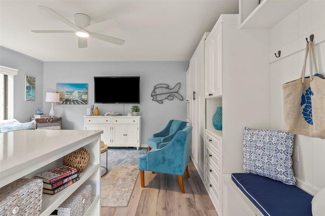 1555 TARPON CENTER DRIVE G 235, Venice, FL 34285