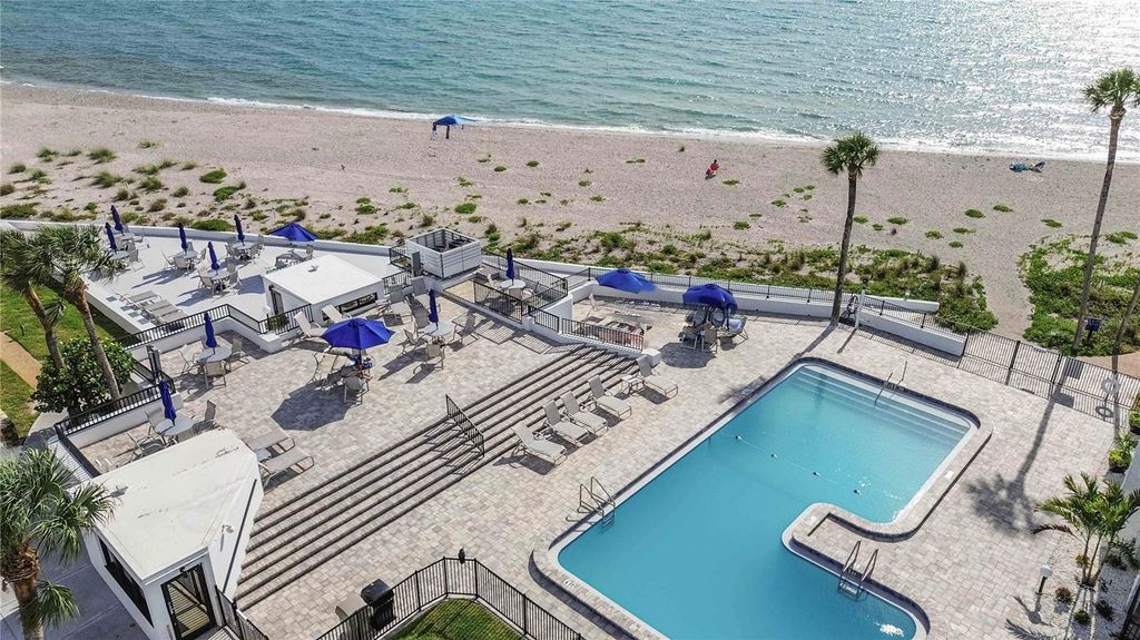 1555 TARPON CENTER DRIVE G 235, Venice, FL 34285