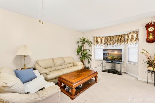 6520 Heritage Park Boulevard, Huber Heights, OH 45424