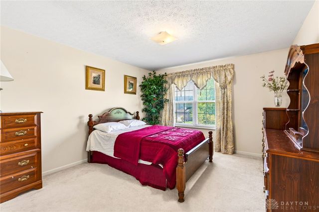 6520 Heritage Park Boulevard, Huber Heights, OH 45424