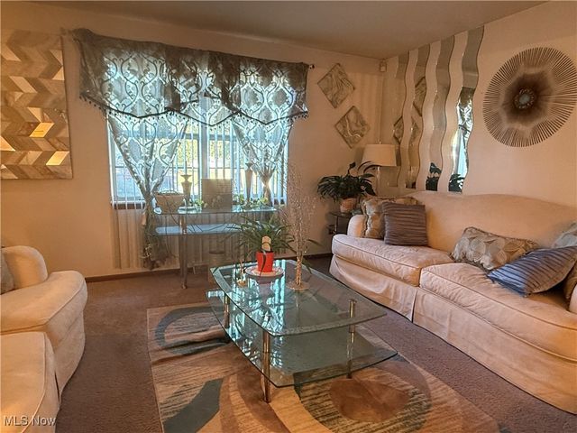 1154 Millhaven Drive, Copley, OH 44321