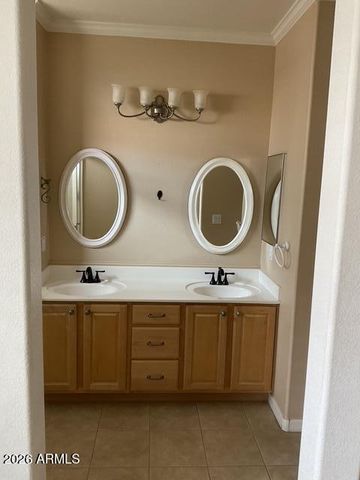 6981 S MILLER Drive, Chandler, AZ 85249