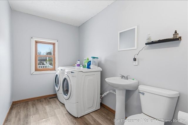 1417 Harrison Street, Lake Odessa, MI 48849