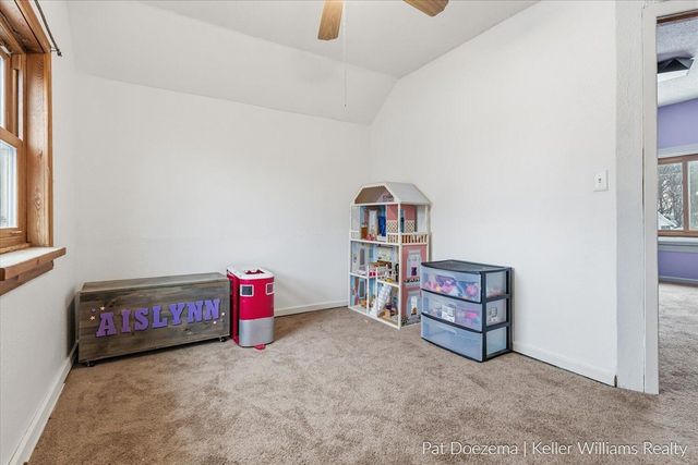 1417 Harrison Street, Lake Odessa, MI 48849