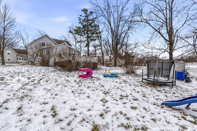 1417 Harrison Street, Lake Odessa, MI 48849