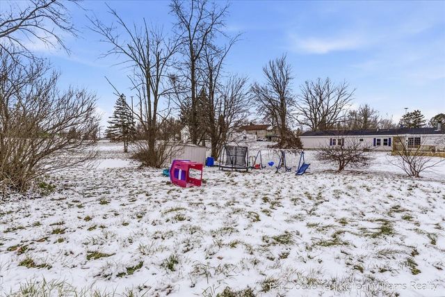 1417 Harrison Street, Lake Odessa, MI 48849