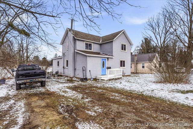 1417 Harrison Street, Lake Odessa, MI 48849