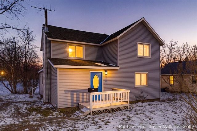 1417 Harrison Street, Lake Odessa, MI 48849