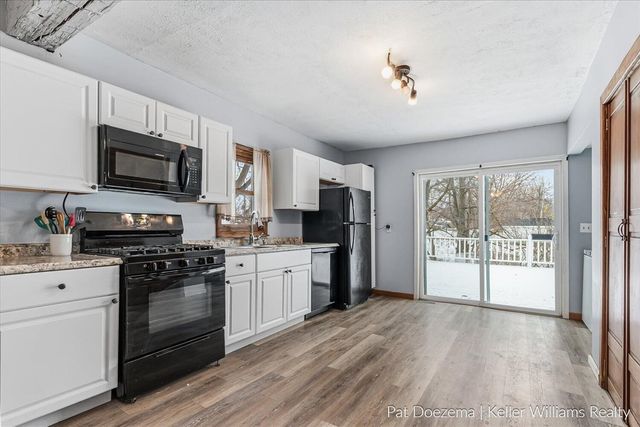 1417 Harrison Street, Lake Odessa, MI 48849