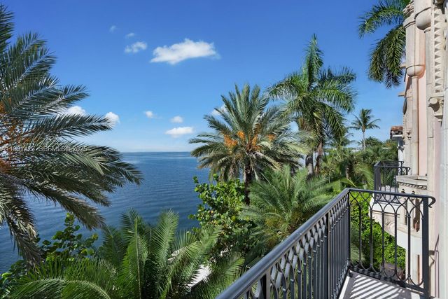 1840 S Bayshore Lane, Miami, FL 33133