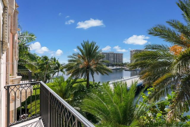 1840 S Bayshore Lane, Miami, FL 33133