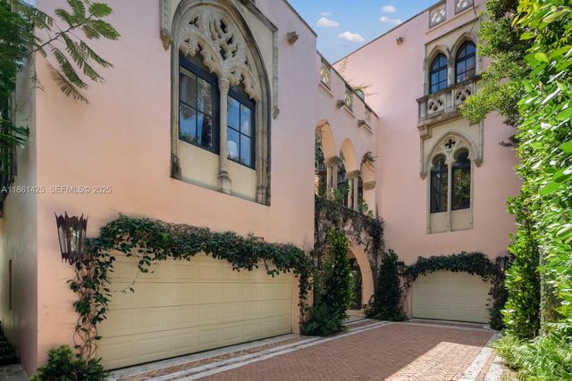 1840 S Bayshore Lane, Miami, FL 33133