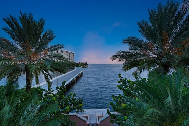 1840 S Bayshore Lane, Miami, FL 33133