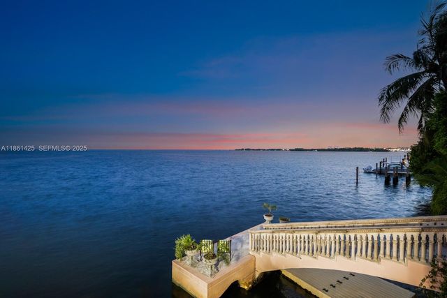 1840 S Bayshore Lane, Miami, FL 33133