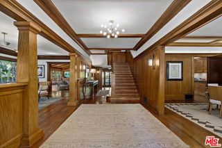 111 S Van Ness Avenue, Los Angeles, CA 90004