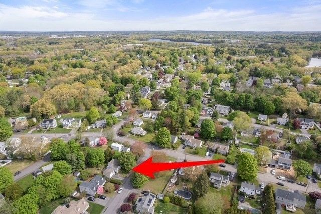 3 Bunker Ln, Natick, MA 01760