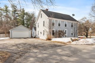 114 Chestnut St, Lunenburg, MA 01462