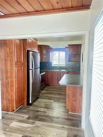 4232 NW 2nd Ter A, Miami, FL 33126