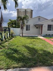 4232 NW 2nd Ter A, Miami, FL 33126