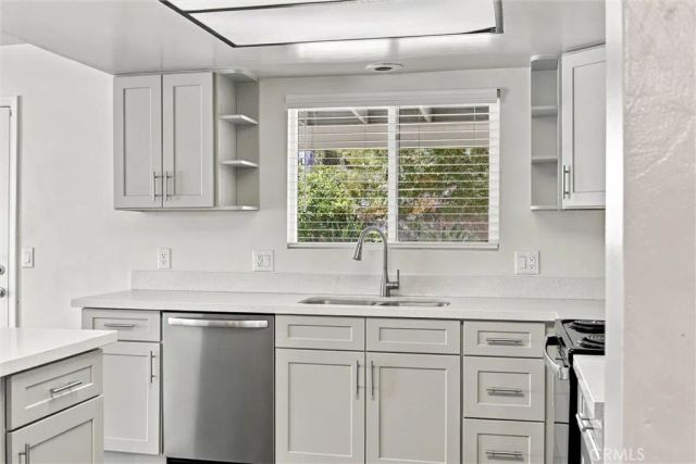 605 Winchester, Bakersfield, CA 93309