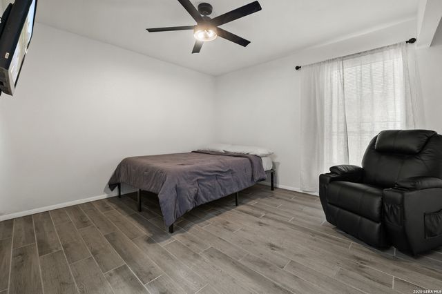 2835 Hiawatha, San Antonio, TX 78210