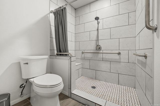 2835 Hiawatha, San Antonio, TX 78210