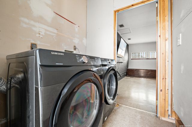 2835 Hiawatha, San Antonio, TX 78210