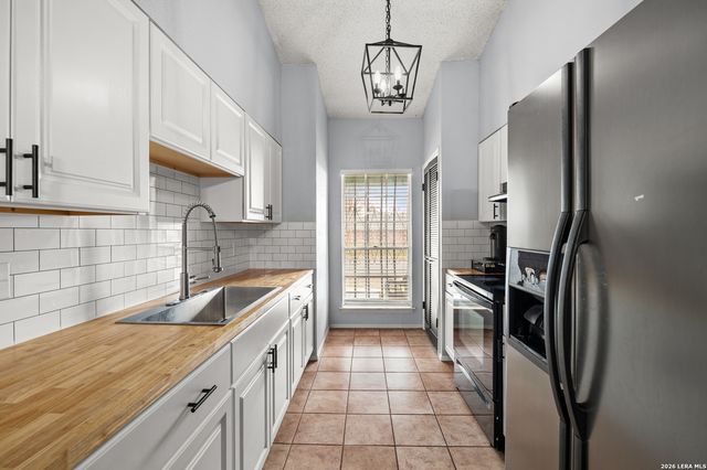 2835 Hiawatha, San Antonio, TX 78210