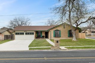2835 Hiawatha, San Antonio, TX 78210