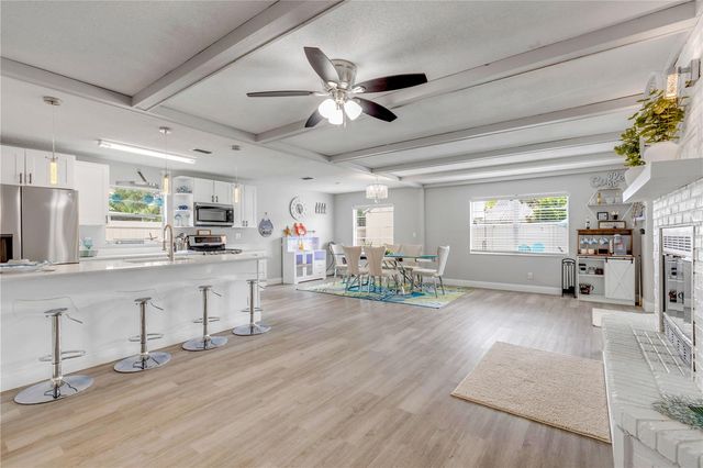 2952 CARRIAGE DRIVE, South Daytona, FL 32119